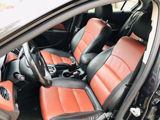Chevrolet Cruze 2012, 305,775 km - 1.4 l - Qazax