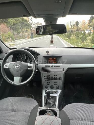Opel Astra 2009, 246,000 km - 1.3 l - Bakı