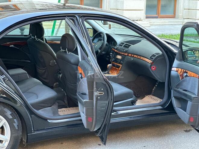 Mercedes E 240 2002, 522,000 km - 2.6 l - Bakı