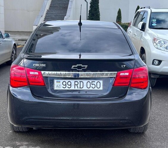 Chevrolet Cruze 2013, 197,318 km - 1.4 л - Tovuz