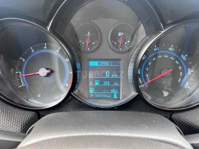 Chevrolet Cruze 2013, 197,318 km - 1.4 л - Tovuz