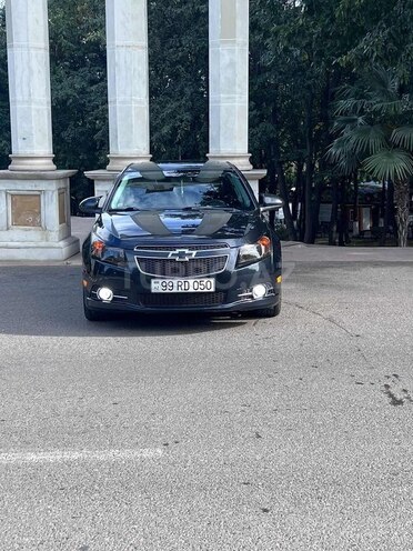 Chevrolet Cruze 2013, 197,318 km - 1.4 л - Tovuz