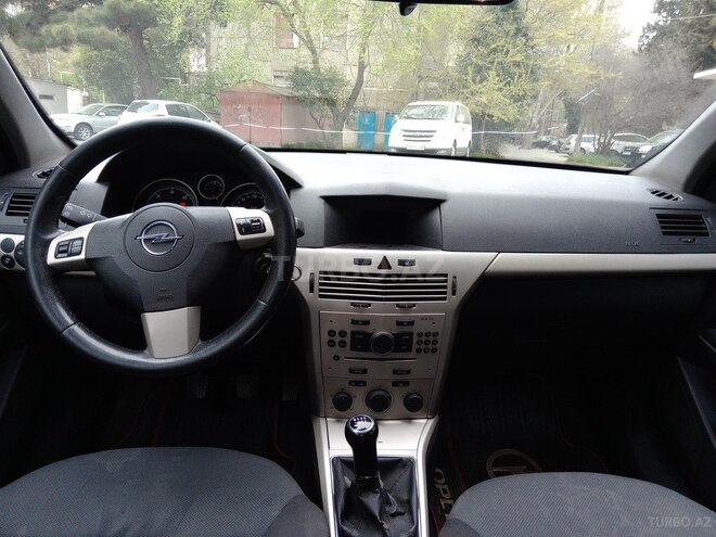 Opel Astra 2007, 176,000 km - 1.9 l - Bakı