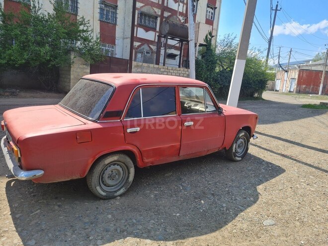 LADA (VAZ) 21011 1981, 18,000 km - 1.5 l - Gəncə