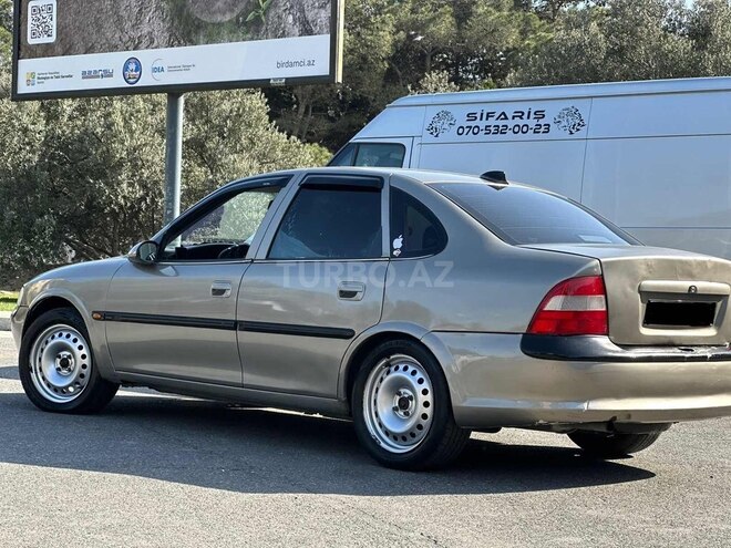 Opel Vectra 1997, 316,000 km - 1.8 l - Bakı