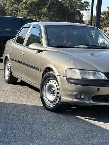 Opel Vectra 1997, 316,000 km - 1.8 l - Bakı