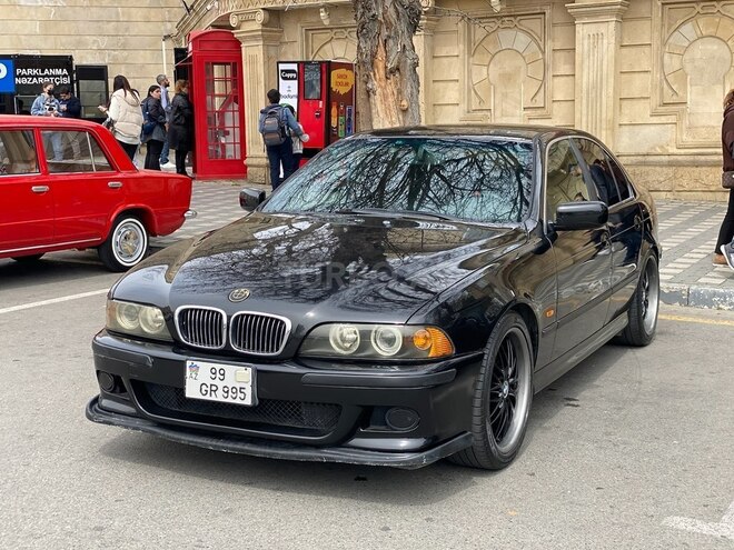 BMW 525 2001, 236,000 km - 2.5 l - Bakı
