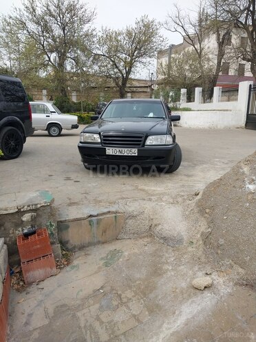 Mercedes C 220 2000, 500,000 km - 2.2 l - Bakı