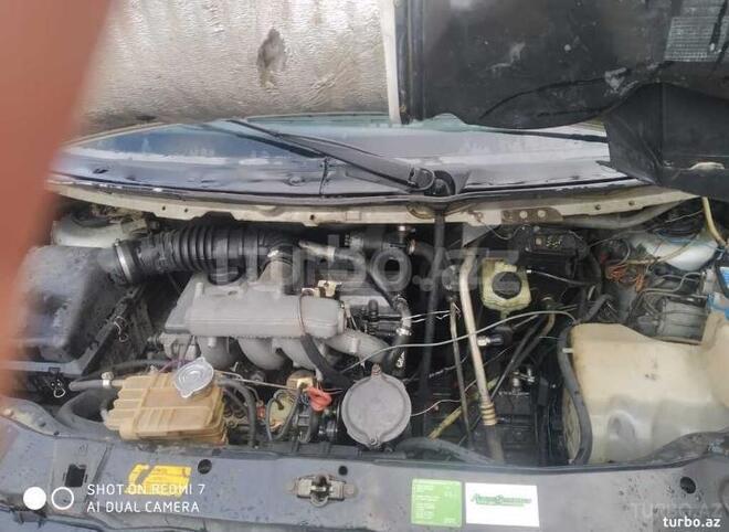Mercedes Vito 1998, 525,000 km - 2.3 l - Masallı