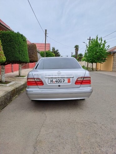 Mercedes E 240 1999, 130,000 km - 2.4 l - Lənkəran