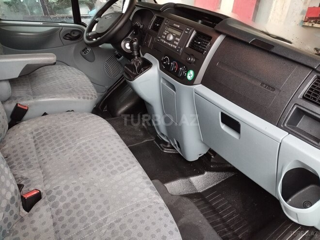 Ford Transit 2009, 127,000 km - 2.4 l - Şəki