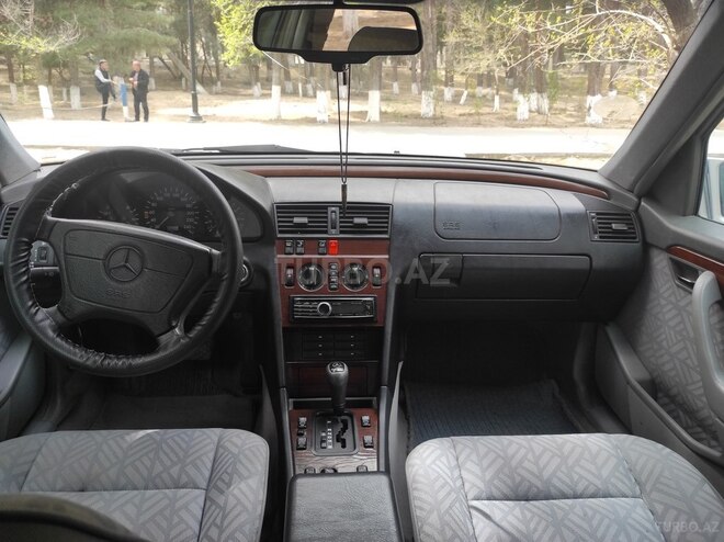 Mercedes C 180 1995, 345,122 km - 1.8 л - Sumqayıt
