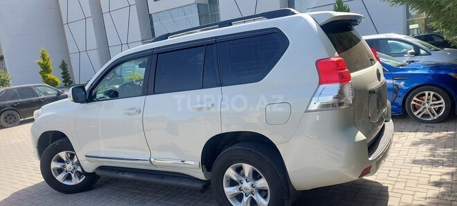 Toyota Prado 2010, 23,920 km - 2.7 l - Beyləqan