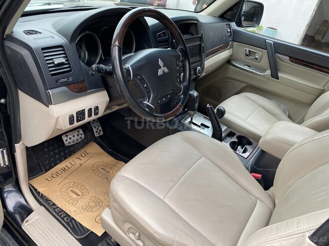 Mitsubishi Pajero 2013, 167,000 km - 3.2 l - Bakı