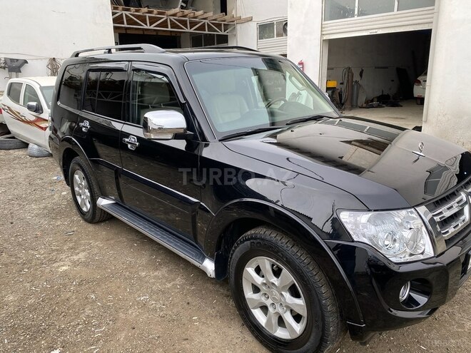 Mitsubishi Pajero 2013, 167,000 km - 3.2 l - Bakı