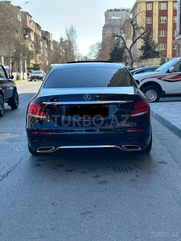 Mercedes E 220 2018, 182,000 km - 2.2 l - Bakı