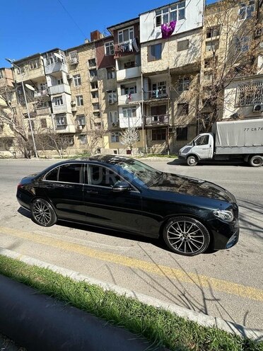 Mercedes E 220 2018, 182,000 km - 2.2 l - Bakı