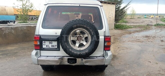Mitsubishi Pajero 1995, 350,000 km - 2.5 л - Ağdaş