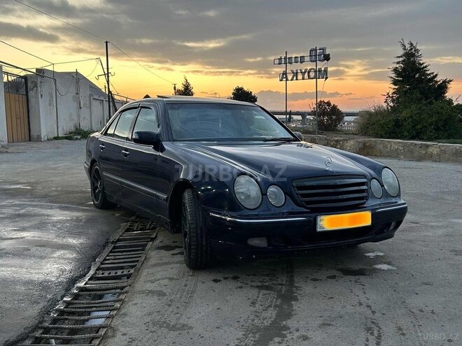 Mercedes E 280 2000, 245,000 km - 2.8 l - Sumqayıt