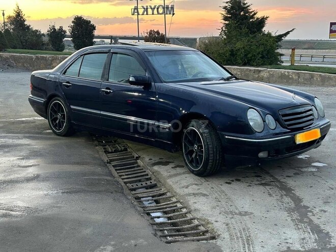 Mercedes E 280 2000, 245,000 km - 2.8 l - Sumqayıt