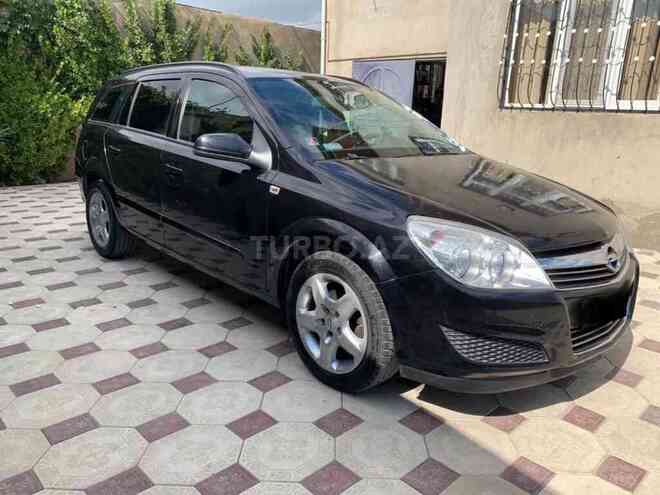 Opel Astra 2009, 198,000 km - 1.4 л - Bakı