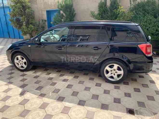 Opel Astra 2009, 198,000 km - 1.4 л - Bakı