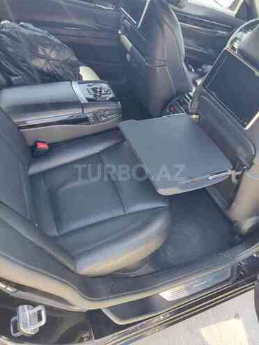 BMW 750 2013, 200,000 km - 4.4 л - Bakı