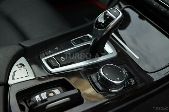 BMW 528 2015, 142,000 km - 2.0 l - Bakı