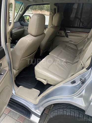 Mitsubishi Pajero 2007, 212,000 km - 3.0 л - Şirvan