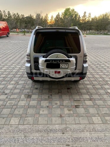 Mitsubishi Pajero 2007, 212,000 km - 3.0 л - Şirvan