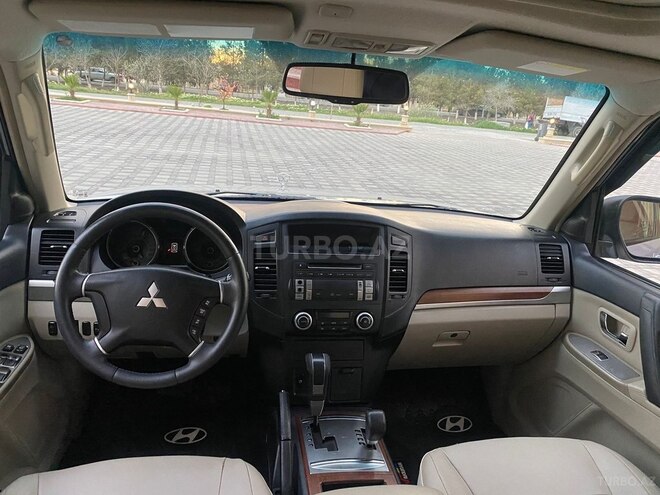 Mitsubishi Pajero 2007, 212,000 km - 3.0 л - Şirvan