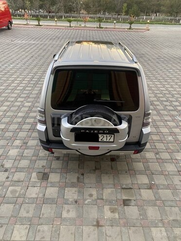Mitsubishi Pajero 2007, 212,000 km - 3.0 л - Şirvan