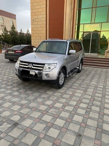 Mitsubishi Pajero 2007, 212,000 km - 3.0 л - Şirvan