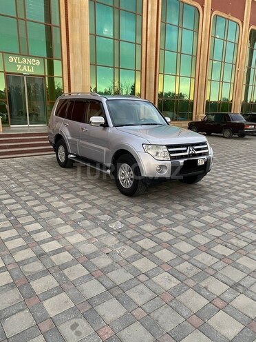 Mitsubishi Pajero 2007, 212,000 km - 3.0 л - Şirvan