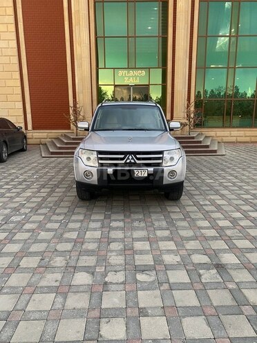 Mitsubishi Pajero 2007, 212,000 km - 3.0 л - Şirvan