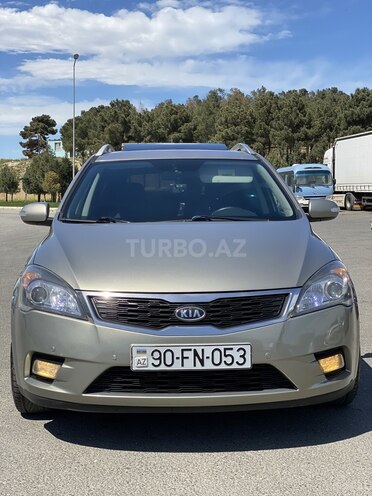 Kia Ceed 2010, 218,000 km - 1.6 l - Bakı