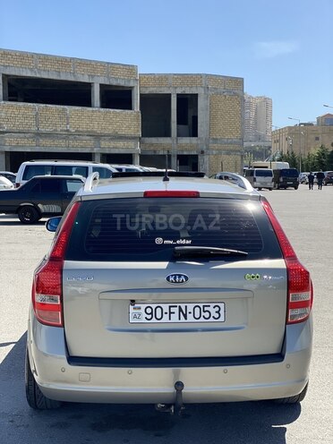 Kia Ceed 2010, 218,000 km - 1.6 l - Bakı