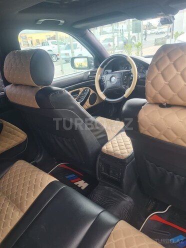 BMW 528 1999, 287,214 km - 2.8 l - Bakı