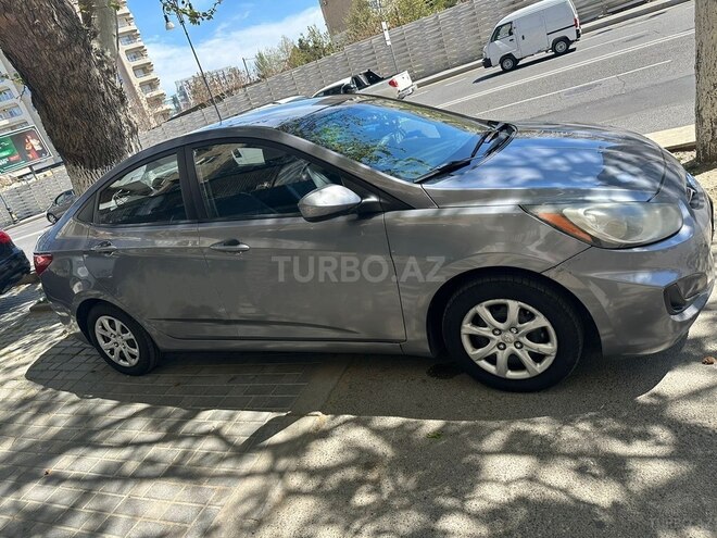 Hyundai Accent 2013, 210,398 km - 1.6 l - Bakı