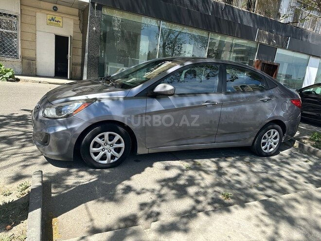 Hyundai Accent 2013, 210,398 km - 1.6 l - Bakı