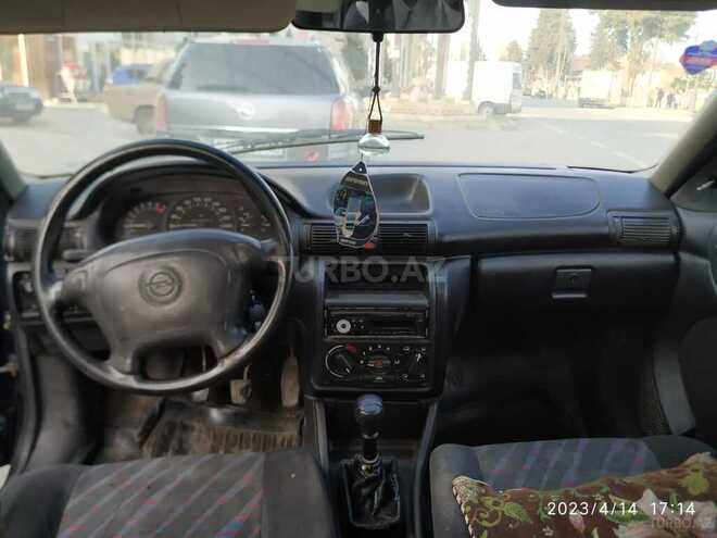 Opel Astra 1996, 484,555 km - 1.6 l - Bakı