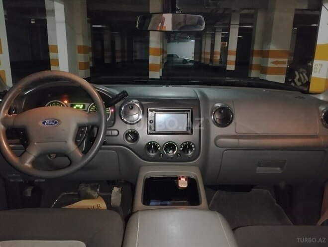 Ford  2005, 220,000 km - 5.4 l - Bakı