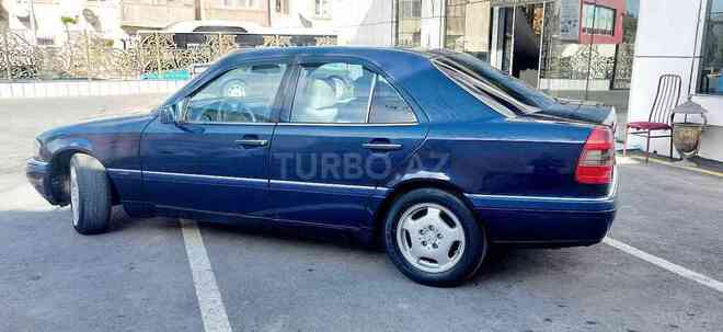 Mercedes C 200 1995, 328,000 km - 2.0 л - Bakı