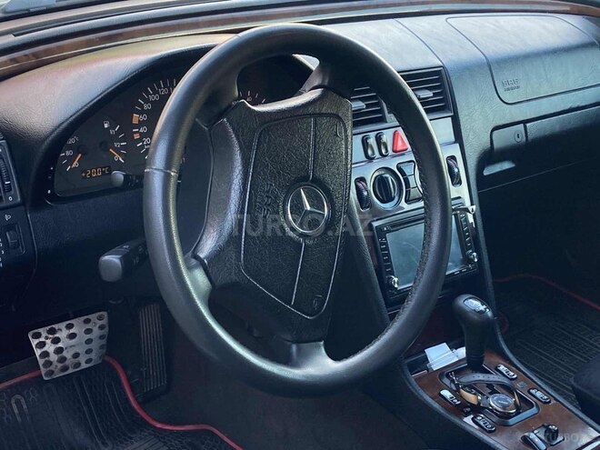 Mercedes C 240 2000, 301,372 km - 2.4 l - Sabirabad