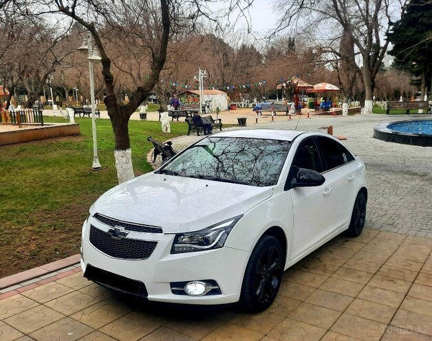 Chevrolet Cruze 2011, 221,000 km - 1.4 l - Zaqatala