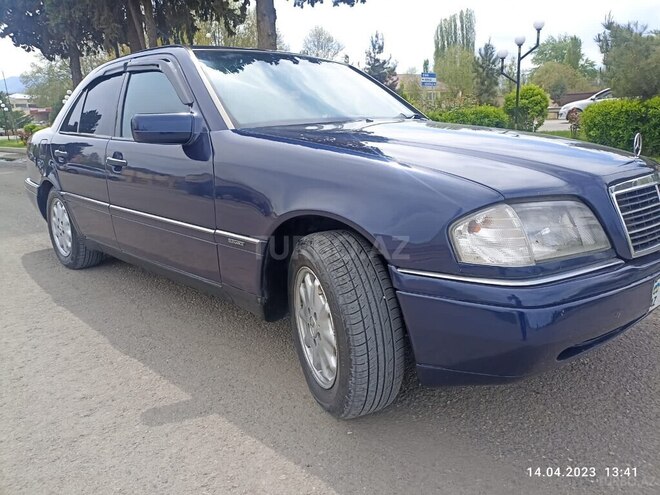 Mercedes C 180 1996, 351,000 km - 1.8 l - Qazax