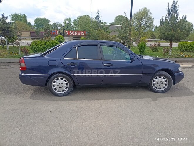 Mercedes C 180 1996, 351,000 km - 1.8 l - Qazax