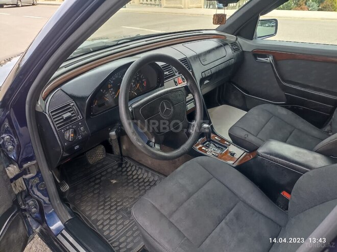 Mercedes C 180 1996, 351,000 km - 1.8 l - Qazax