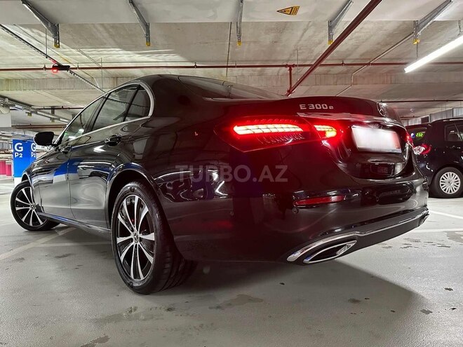 Mercedes E 300 e 2021, 28,000 km - 2.0 l - Bakı