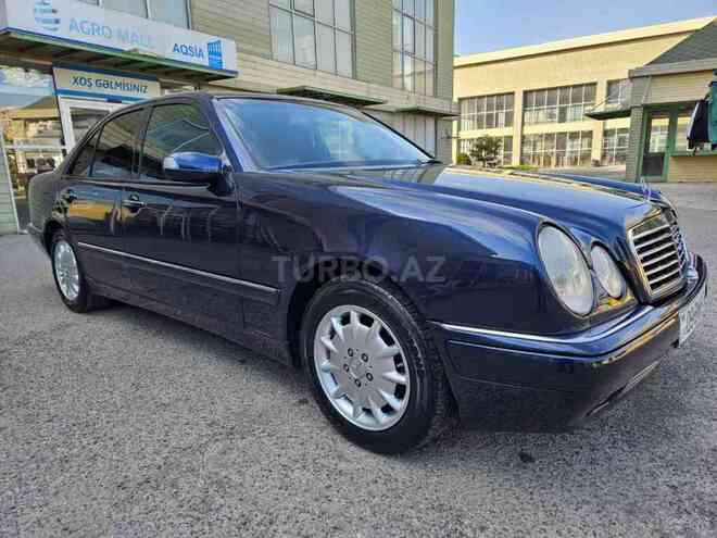 Mercedes E 240 1999, 38,500 km - 2.4 l - Bakı